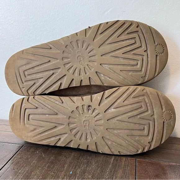UGG Tasman Slippers size 10 - Picture 9 of 9